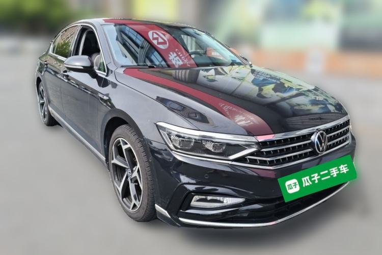 Used Volkswagen Magotan 2023 2 Million Units Limited-Edition 380TSI DSG Flagship Version Front Right 45 Deg