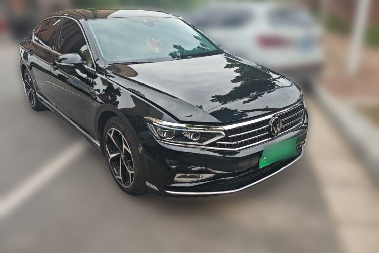 Used Volkswagen Magotan 2023 2 Million Units Limited-Edition 380TSI DSG Flagship Version Front Right 45 Deg