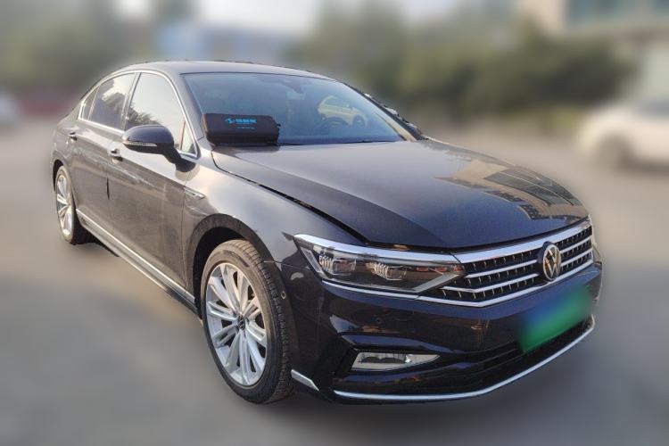 Used Volkswagen Magotan 2023 2 Million Units Limited-Edition 380TSI DSG Flagship Version Front Right 45 Deg