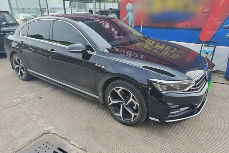 Used Volkswagen Magotan 2023 2 Million Units Limited-Edition 380TSI DSG Flagship Version Front Right 45 Deg
