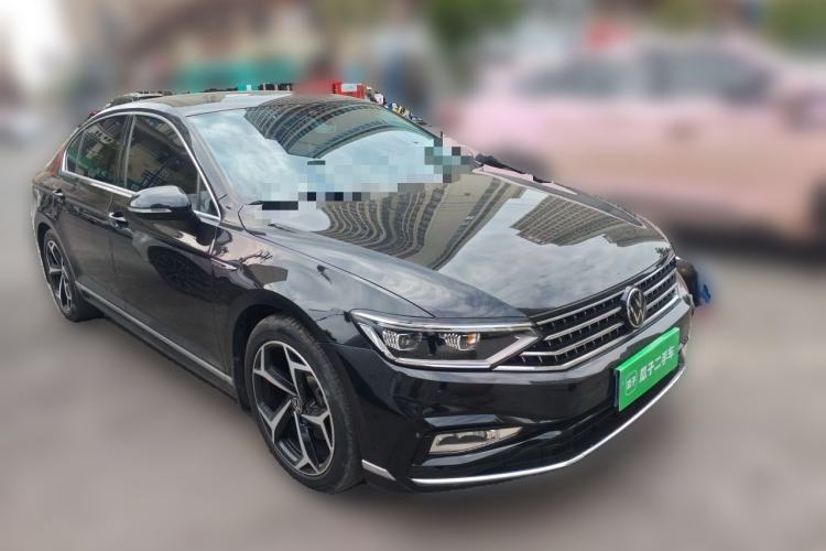 Used Volkswagen Magotan 2023 2 Million Units Commemorative Edition 330TSI DSG Luxury Version Front Right 45 Deg