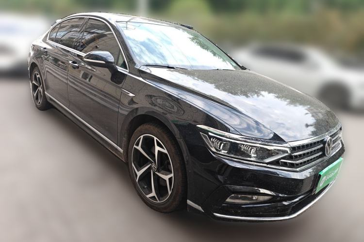 Used Volkswagen Magotan 2023 2 Million Units Limited-Edition 380TSI DSG Flagship Version Front Right 45 Deg