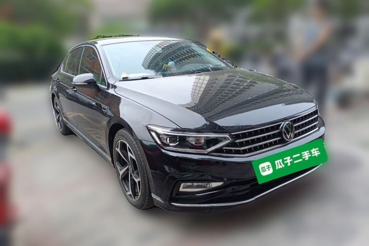 Used Volkswagen Magotan 2023 2 Million Units Commemorative Edition 330TSI DSG Luxury Version Front Right 45 Deg