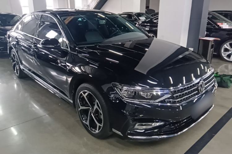 Used Volkswagen Magotan 2023 2 Million Units Limited-Edition 380TSI DSG Flagship Version Front Right 45 Deg