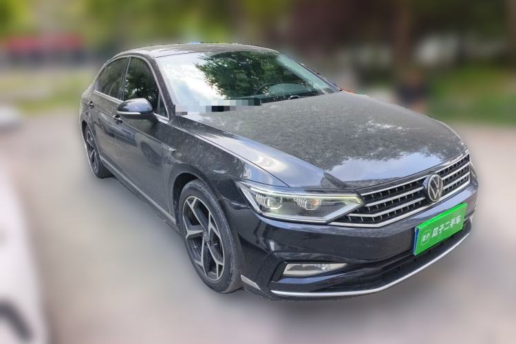 Used Volkswagen Magotan 2023 2 Million Units Commemorative Edition 330TSI DSG Luxury Version Front Right 45 Deg