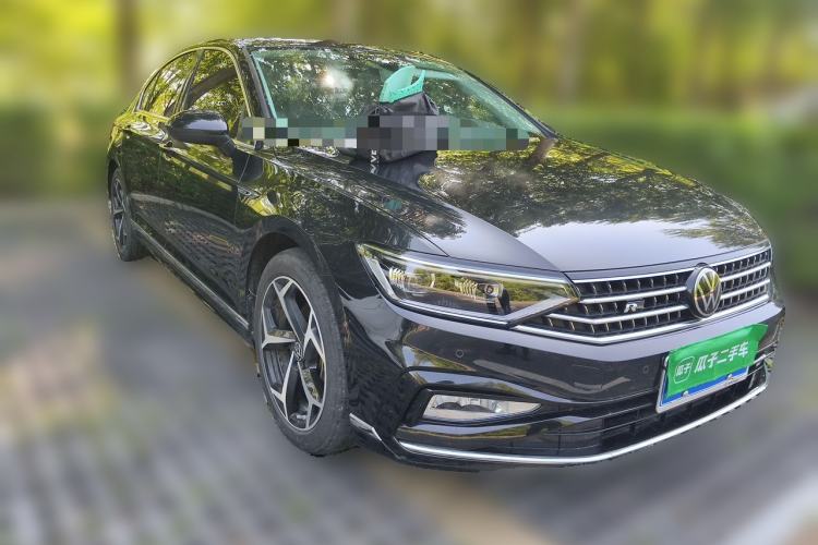 Used Volkswagen Magotan 2023 2 Million Units Commemorative Edition 330TSI DSG Luxury Version Front Right 45 Deg