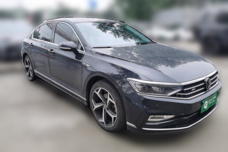 Used Volkswagen Magotan 2023 2 Million Units Limited-Edition 380TSI DSG Flagship Version Front Right 45 Deg
