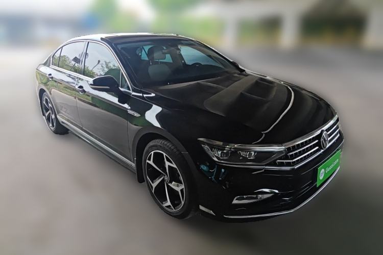 Used Volkswagen Magotan 2023 2 Million Units Limited-Edition 380TSI DSG Flagship Version Front Right 45 Deg