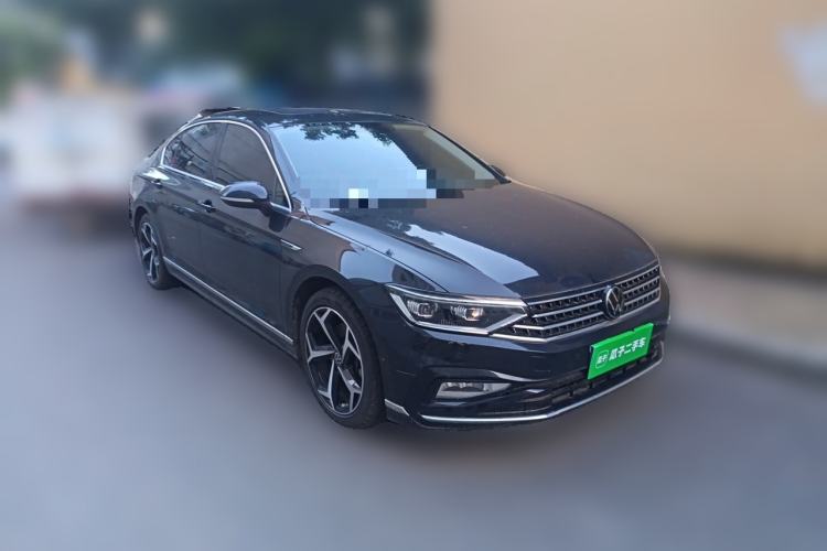 Used Volkswagen Magotan 2023 2 Million Units Commemorative Edition 330TSI DSG Luxury Version Front Right 45 Deg