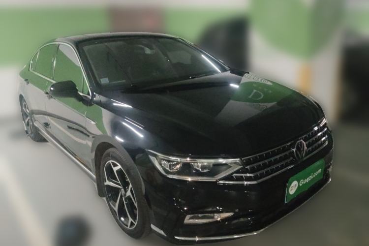 Used Volkswagen Magotan 2023 2 Million Units Commemorative Edition 330TSI DSG Luxury Version Front Right 45 Deg