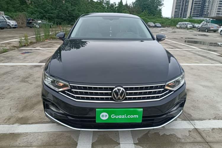 Used Volkswagen Magotan 2023 2 Million Units Limited Edition 330TSI DSG Leading Version Front