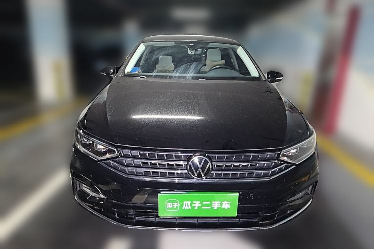 Used Volkswagen Magotan 2023 2 Million Units Commemorative Edition 330TSI DSG Luxury Version Front