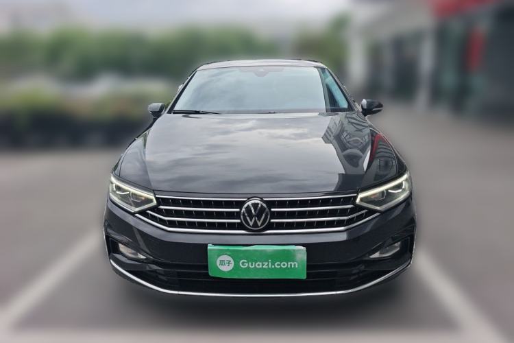 Used Volkswagen Magotan 2023 2 Million Units Commemorative Edition 330TSI DSG Luxury Version Front