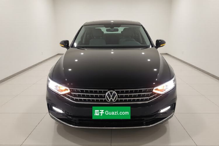 Used Volkswagen Magotan 2023 2 Million Units Limited Edition 330TSI DSG Leading Version Front