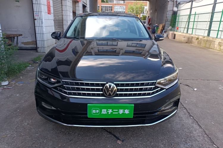 Used Volkswagen Magotan 2023 2 Million Units Commemorative Edition 330TSI DSG Luxury Version Front