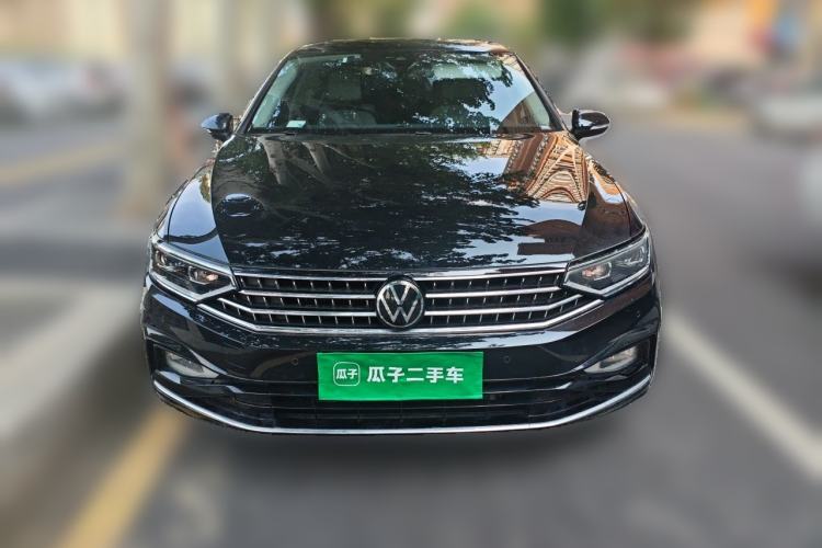 Used Volkswagen Magotan 2023 2 Million Units Commemorative Edition 330TSI DSG Luxury Version Front