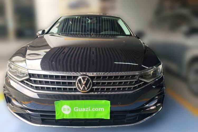 Used Volkswagen Magotan 2023 2 Million Units Limited-Edition 380TSI DSG Flagship Version Front