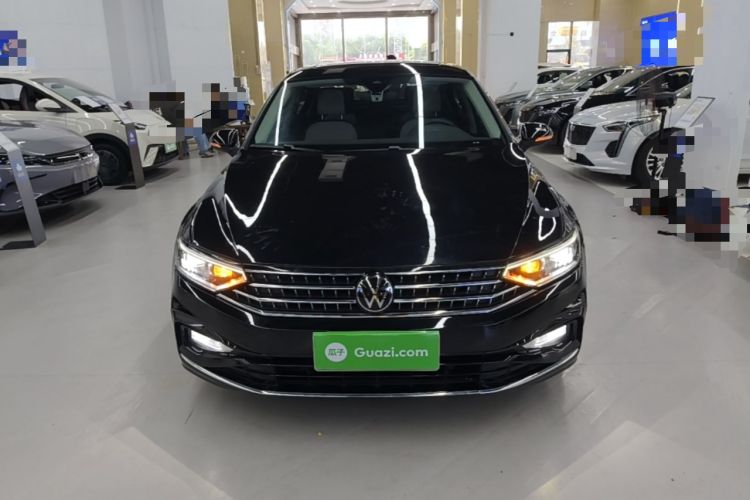 Used Volkswagen Magotan 2023 2 Million Units Limited Edition 330TSI DSG Leading Version Front