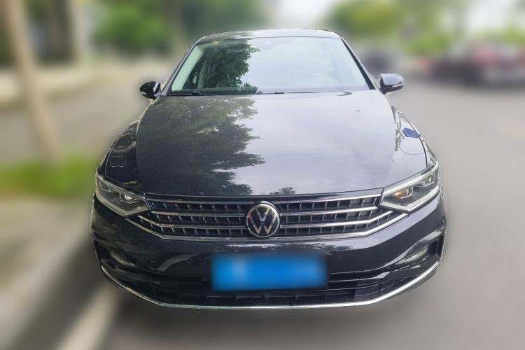 Used Volkswagen Magotan 2023 2 Million Units Commemorative Edition 330TSI DSG Luxury Version Front