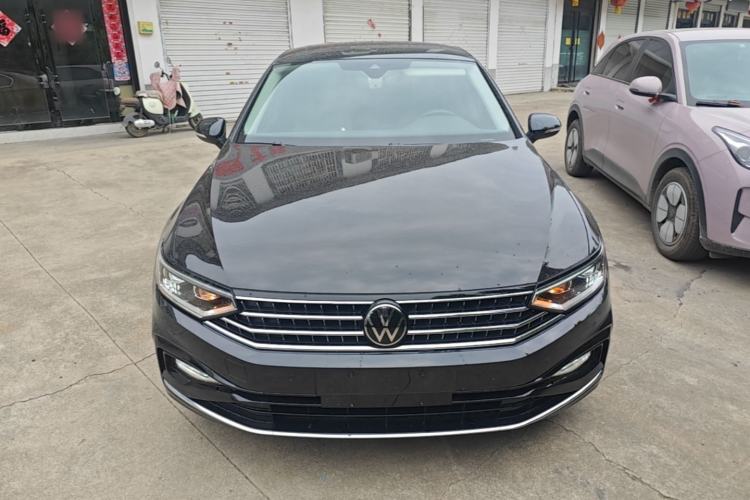 Used Volkswagen Magotan 2023 2 Million Units Commemorative Edition 330TSI DSG Luxury Version Front