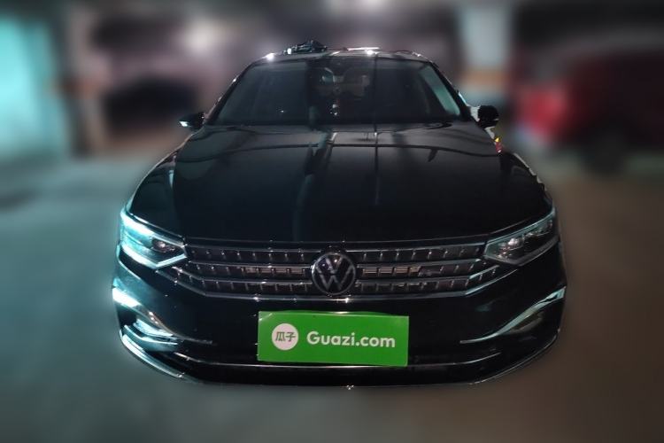 Used Volkswagen Magotan 2023 2 Million Units Commemorative Edition 330TSI DSG Luxury Version Front