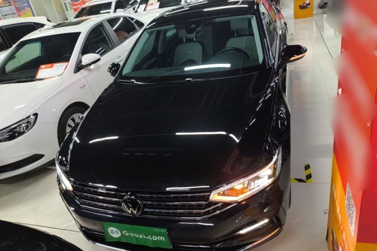 Used Volkswagen Magotan 2023 2 Million Units Commemorative Edition 330TSI DSG Luxury Version Front