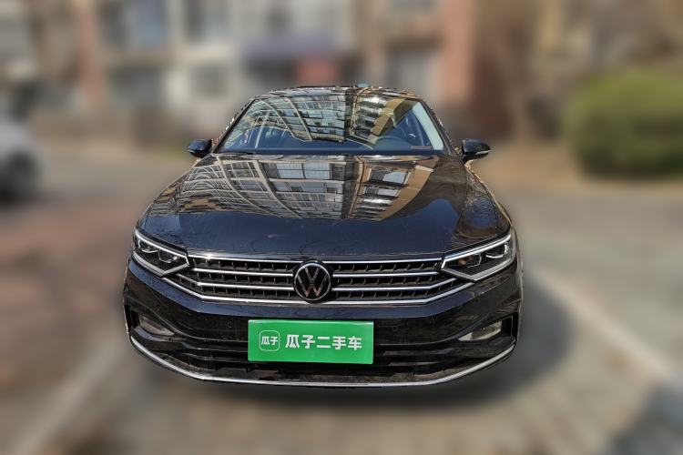 Used Volkswagen Magotan 2023 2 Million Units Limited-Edition 280TSI DSG Comfort Version Front