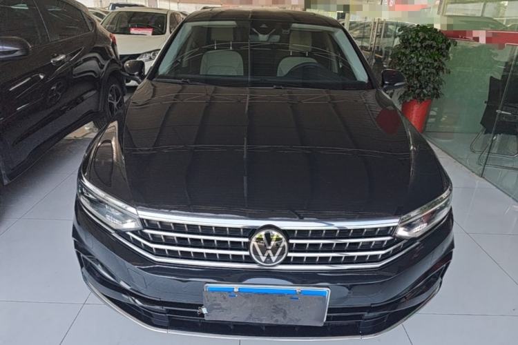 Used Volkswagen Magotan 2023 2 Million Units Limited-Edition 380TSI DSG Flagship Version Front