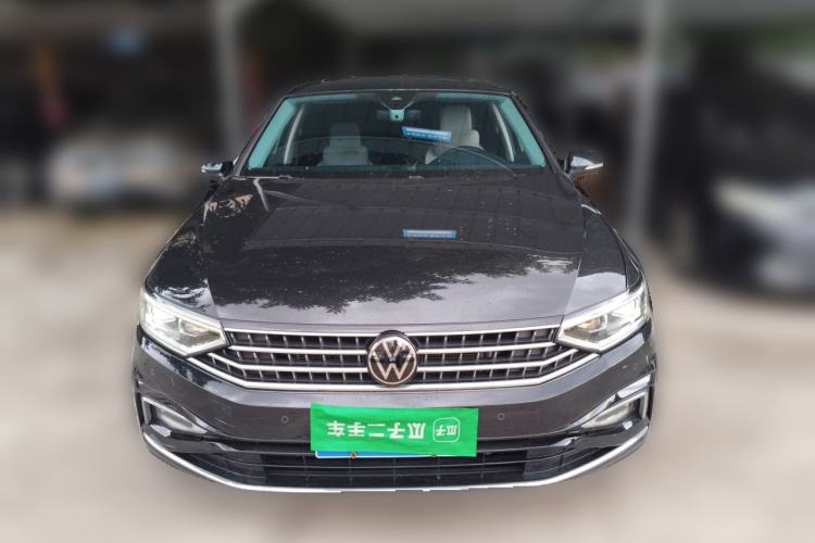 Used Volkswagen Magotan 2023 2 Million Units Commemorative Edition 330TSI DSG Luxury Version Front