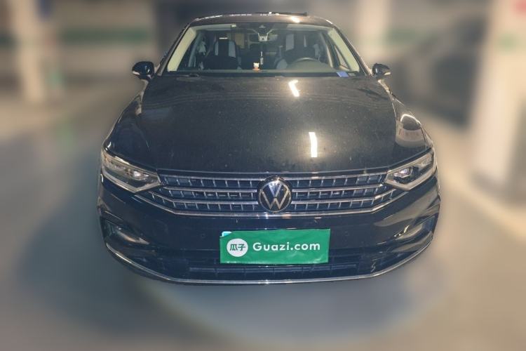 Used Volkswagen Magotan 2023 2 Million Units Commemorative Edition 330TSI DSG Luxury Version Front
