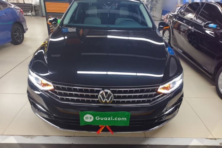 Used Volkswagen Magotan 2023 2 Million Units Commemorative Edition 330TSI DSG Luxury Version Front