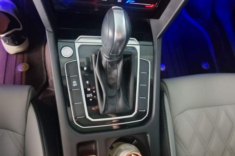 Used Volkswagen Magotan 2023 2 Million Units Limited Edition 330TSI DSG Leading Version Gear Lever
