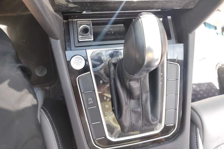 Used Volkswagen Magotan 2023 2 Million Units Limited Edition 330TSI DSG Leading Version Gear Lever