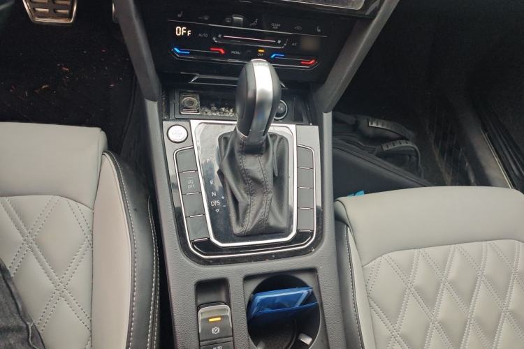 Used Volkswagen Magotan 2023 2 Million Units Limited Edition 330TSI DSG Leading Version Gear Lever