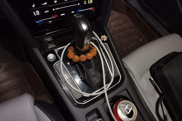 Used Volkswagen Magotan 2023 2 Million Units Limited Edition 330TSI DSG Leading Version Gear Lever