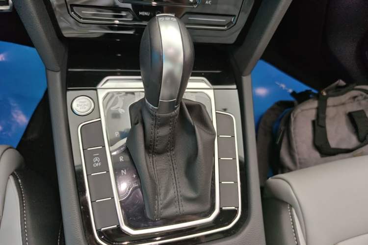 Used Volkswagen Magotan 2023 2 Million Units Limited Edition 330TSI DSG Leading Version Gear Lever