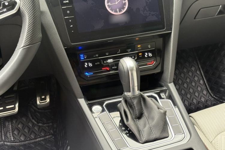 Used Volkswagen Magotan 2023 2 Million Units Limited Edition 330TSI DSG Leading Version Gear Lever