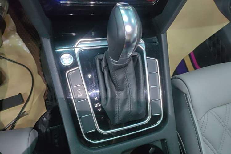 Used Volkswagen Magotan 2023 2 Million Units Limited Edition 330TSI DSG Leading Version Gear Lever