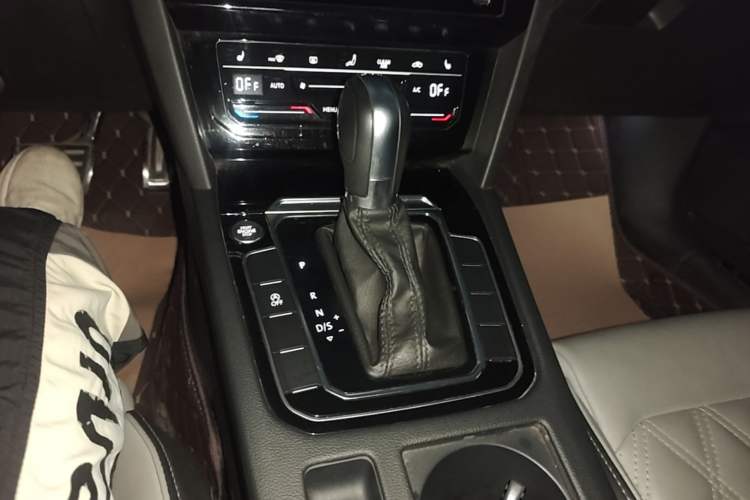 Used Volkswagen Magotan 2023 2 Million Units Limited Edition 280TSI DSG Leading Version Gear Lever