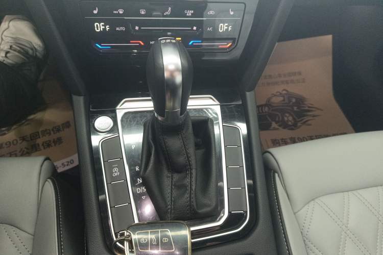 Used Volkswagen Magotan 2023 2 Million Units Limited Edition 330TSI DSG Leading Version Gear Lever