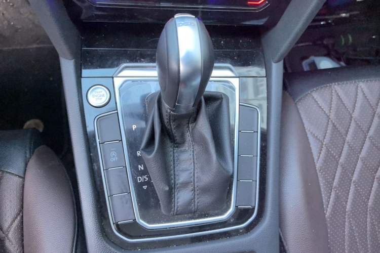 Used Volkswagen Magotan 2023 2 Million Units Limited Edition 330TSI DSG Leading Version Gear Lever