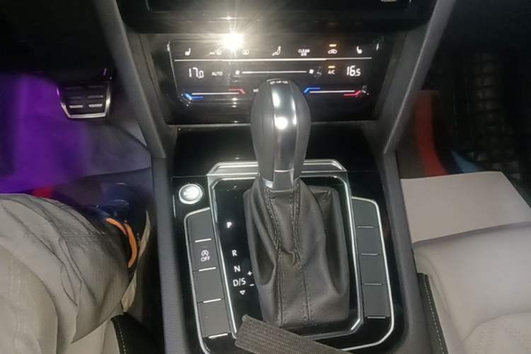 Used Volkswagen Magotan 2023 2 Million Units Limited Edition 330TSI DSG Leading Version Gear Lever