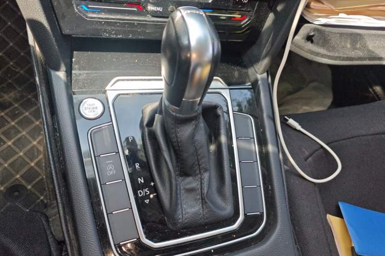Used Volkswagen Magotan 2023 2 Million Units Limited Edition 330TSI DSG Leading Version Gear Lever