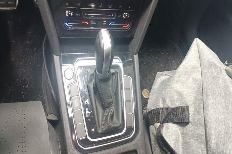 Used Volkswagen Magotan 2023 2 Million Units Limited Edition 280TSI DSG Leading Version Gear Lever