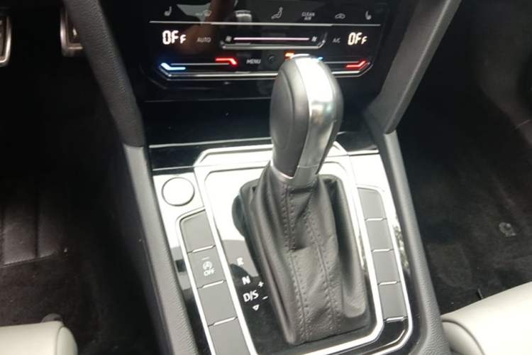 Used Volkswagen Magotan 2023 2 Million Units Limited Edition 330TSI DSG Leading Version Gear Lever