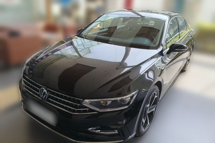 Used Volkswagen Magotan 2023 2 Million Units Commemorative Edition 330TSI DSG Luxury Version Guazi used car, China used car export, Used car for sale, Used cars, Cheapest cars for sale