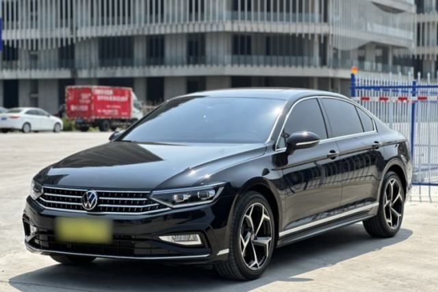 Used Volkswagen Magotan 2023 2 Million Units Limited Edition 330TSI DSG Leading Version