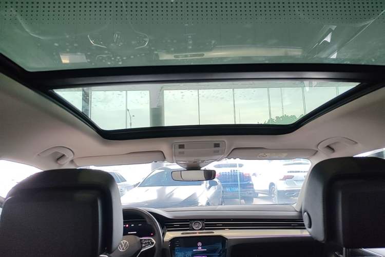 Used Volkswagen Magotan 2023 2 Million Units Commemorative Edition 330TSI DSG Luxury Version Headliner