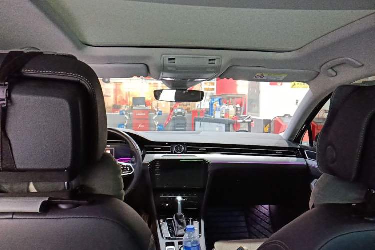 Used Volkswagen Magotan 2023 2 Million Units Commemorative Edition 330TSI DSG Luxury Version Headliner