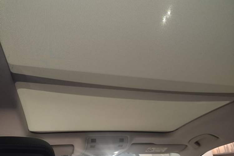 Used Volkswagen Magotan 2023 2 Million Units Commemorative Edition 330TSI DSG Luxury Version Headliner